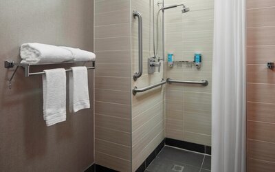 Aloft by Marriott Buffalo Airport