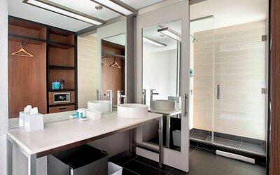 Aloft by Marriott Buffalo Airport