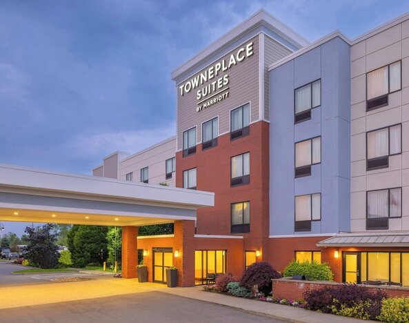 TownePlace Suites Buffalo Airport