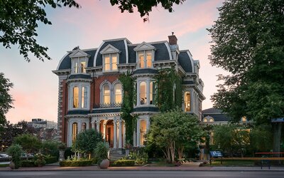 The Mansion On Delaware Ave