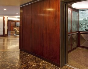 Hyatt Regency Buffalo / Hotel and Conference Center