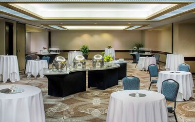 Hyatt Regency Buffalo / Hotel and Conference Center