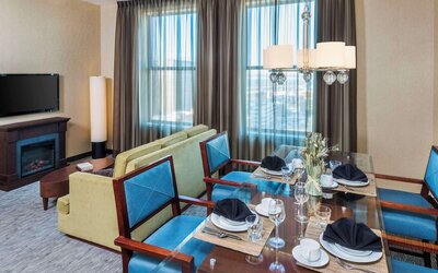 Hyatt Regency Buffalo / Hotel and Conference Center