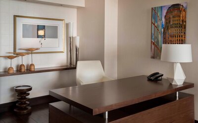 Buffalo Marriott at LECOM HARBORCENTER