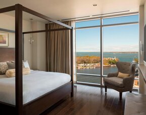 Buffalo Marriott at LECOM HARBORCENTER