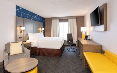 Comfort Inn & Suites Buffalo Airport