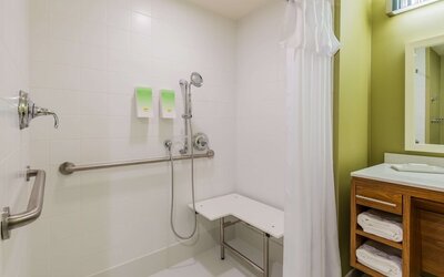 Home2 Suites by Hilton Buffalo Airport / Galleria Mall
