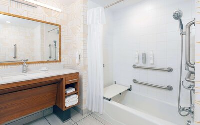 Home2 Suites by Hilton Buffalo Airport / Galleria Mall