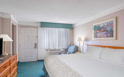 Days Inn by Wyndham Reno