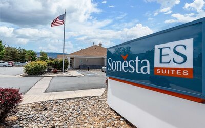 Sonesta ES Suites Reno