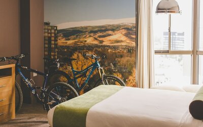 Whitney Peak Hotel Reno, Tapestry Collection by Hilton