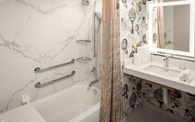 Whitney Peak Hotel Reno, Tapestry Collection by Hilton