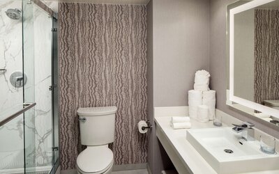 Whitney Peak Hotel Reno, Tapestry Collection by Hilton