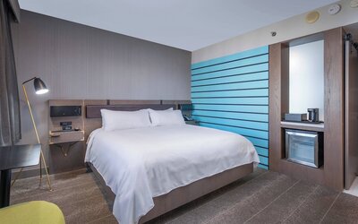 Renaissance Reno Downtown Hotel & Spa