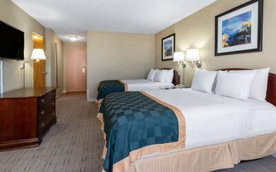 Ramada by Wyndham Reno Hotel and Casino