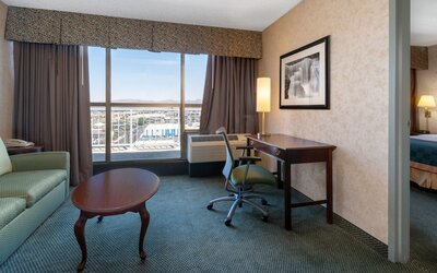 Ramada by Wyndham Reno Hotel and Casino