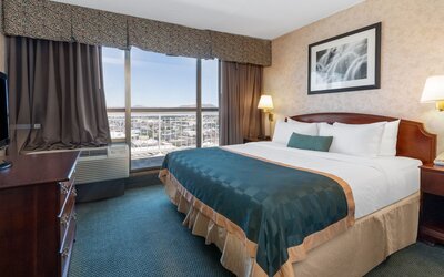 Ramada by Wyndham Reno Hotel and Casino