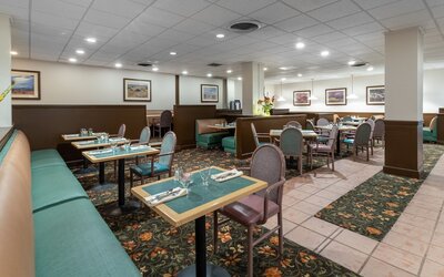 Ramada by Wyndham Reno Hotel and Casino