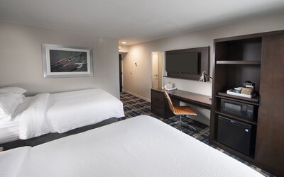 Four Points by Sheraton Charlotte - Lake Norman