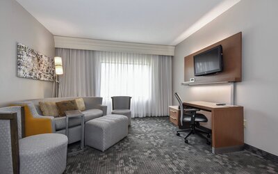 Courtyard by Marriott Charlotte/Matthews