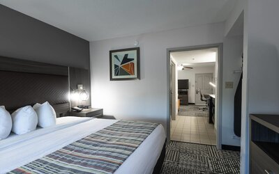 Country Inn & Suites by Radisson, Lake Norman Huntersville, NC