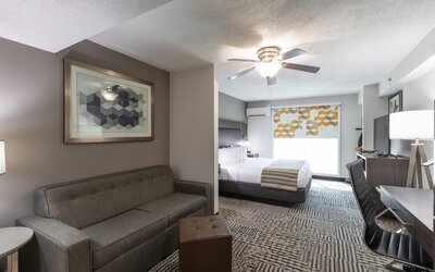 Country Inn & Suites by Radisson, Lake Norman Huntersville, NC