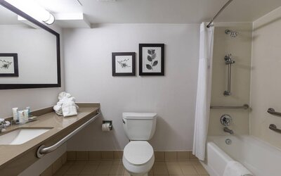 Country Inn & Suites by Radisson, Lake Norman Huntersville, NC