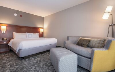 Courtyard by Marriott Charlotte Lake Norman