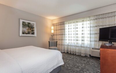 Courtyard by Marriott Charlotte Lake Norman