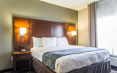 Comfort Suites Pineville - Ballantyne Area