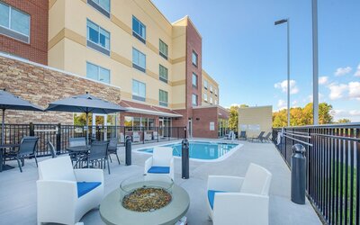 Fairfield Inn & Suites by Marriott Charlotte Belmont