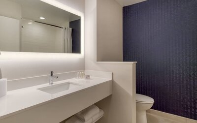 Fairfield Inn & Suites by Marriott Charlotte Belmont