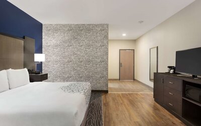 La Quinta Inn & Suites by Wyndham Rock Hill