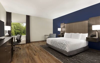 La Quinta Inn & Suites by Wyndham Rock Hill
