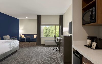 La Quinta Inn & Suites by Wyndham Rock Hill