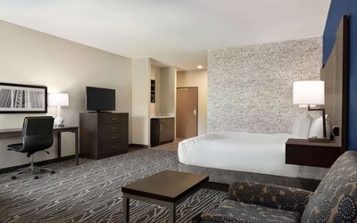 La Quinta Inn & Suites by Wyndham Rock Hill
