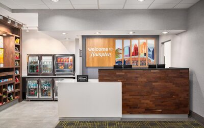 Hampton Inn & Suites Charlotte-Arrowood Rd.
