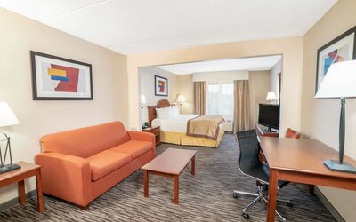Wingate by Wyndham Charlotte Airport I-85/I-485
