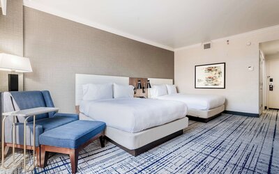DoubleTree by Hilton South Charlotte Tyvola