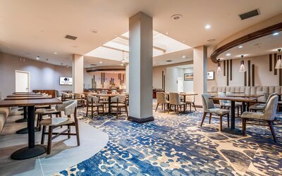 DoubleTree by Hilton South Charlotte Tyvola