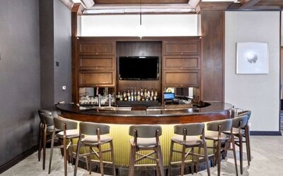 DoubleTree by Hilton South Charlotte Tyvola