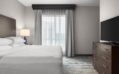 Embassy Suites by Hilton Charlotte Ayrsley
