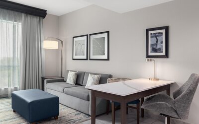Embassy Suites by Hilton Charlotte Ayrsley