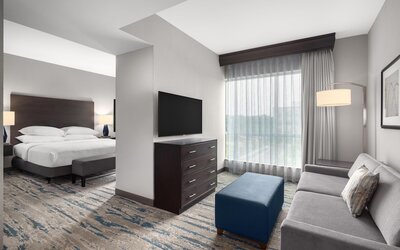 Embassy Suites by Hilton Charlotte Ayrsley