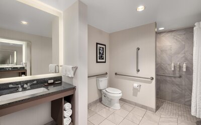 Embassy Suites by Hilton Charlotte Ayrsley