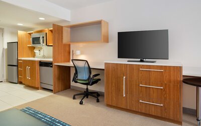 Home2 Suites by Hilton Charlotte I-77 Tyvola Rd