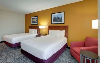 Drury Inn & Suites Charlotte Northlake