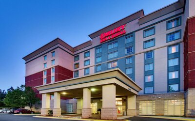Drury Inn & Suites Charlotte Northlake