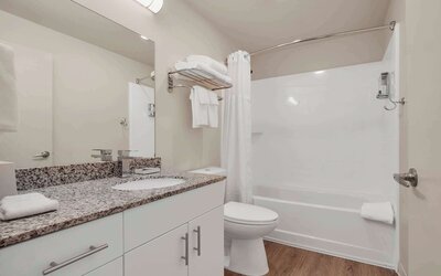 WaterWalk Extended Stay by Wyndham Charlotte - Arrowood