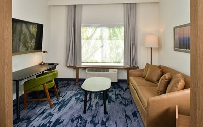 Fairfield Inn & Suites by Marriott Charlotte University Research Park